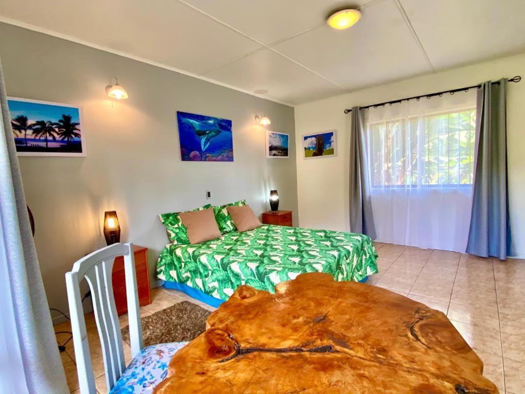 Kahina Lodge Hanga Roa Exteriör bild